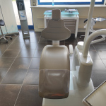Photo pour l'article 'Nouveauté dans notre showroom : le fauteuil Kavo UniQa vous attend !'